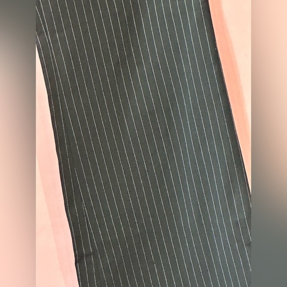 Express Design Studio Editor Black Pinstriped Pants- Sz 2 - Picture 8 of 11